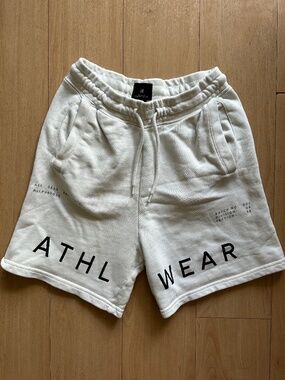 H&M Athletic Wear Shorts White Size XS Relaxed Fit